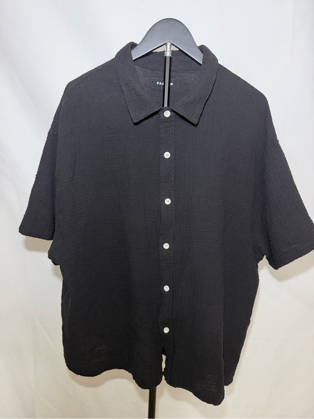 PacSun Black Short Sleeve Textured Button-Down Shirt